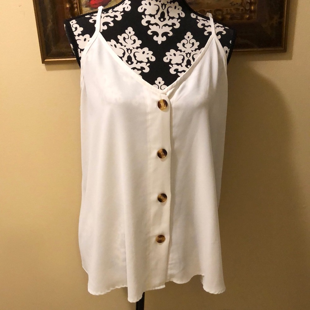 🔆 Sleeveless button-down adjustable strap tank